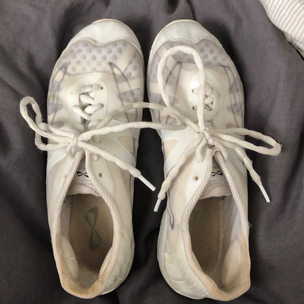 NFINITY CHEER SHOES